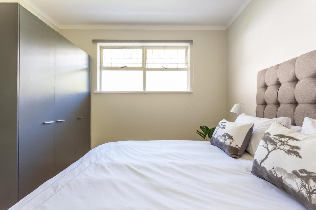 Camps Bay Holiday Apartments Cidade Do Cabo Exterior foto