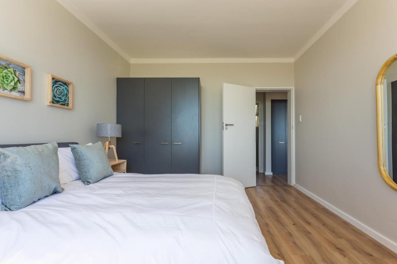 Camps Bay Holiday Apartments Cidade Do Cabo Exterior foto